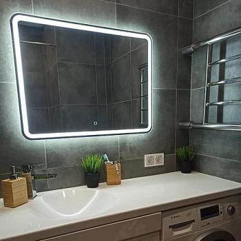 Зеркало для ванной комнаты прямоугольное настенное 600х800мм LED подсветка сенсор выкл. Гретта; Emmy